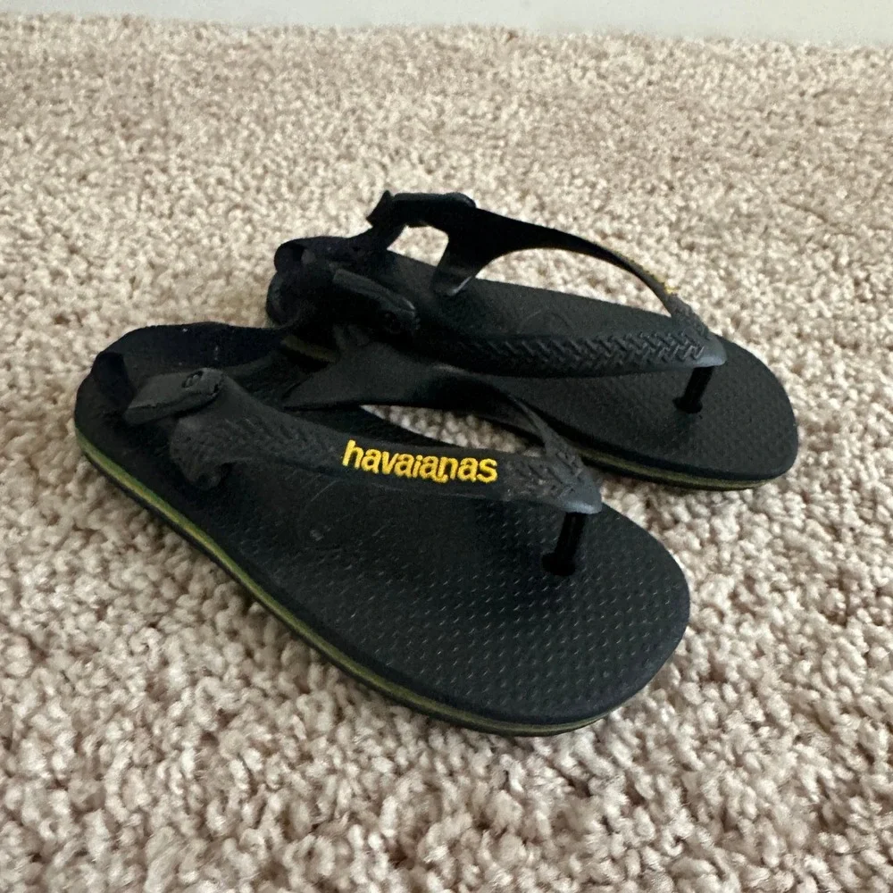 Havaianas Flip Flops Kids 7C Black Brazil Logo Elastic Back Strap Sandals
